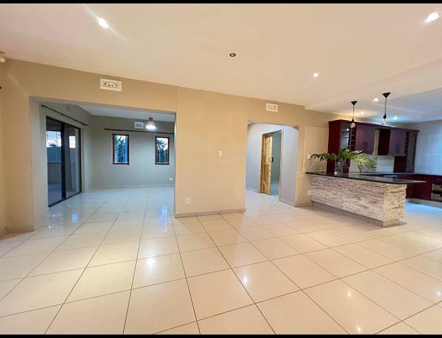 4 BEDROOM HOUSE FOR SALE IN FREELAND PARK